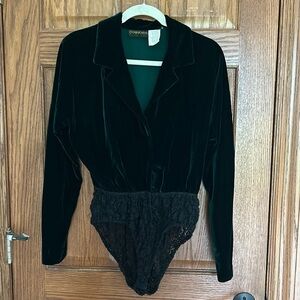 Donna Karan Emerald Green Velvet long sleeve bodysuit size 10